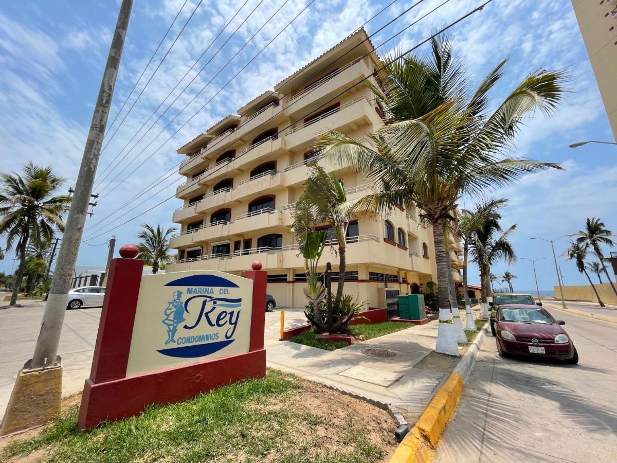 Departamento Comodo A Pie De Playa By G P S Rentas Mazatlan